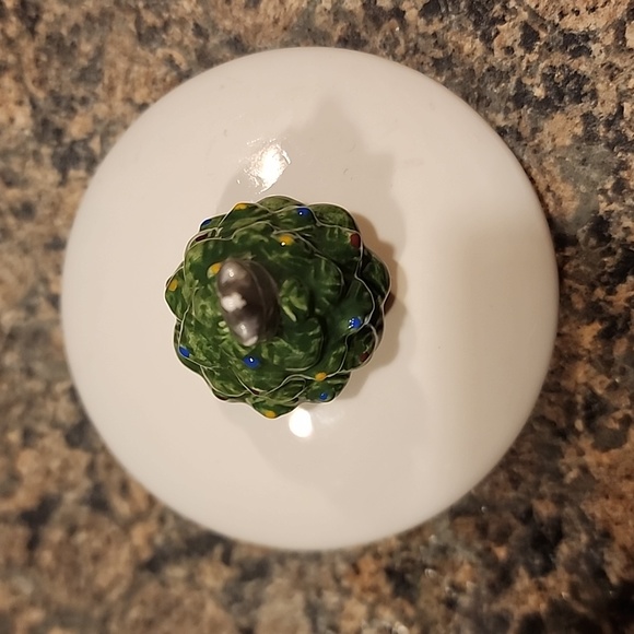 Pfaltzgraff Sugar Bowl And Lid, Snow Bear Design - Picture 4 of 6